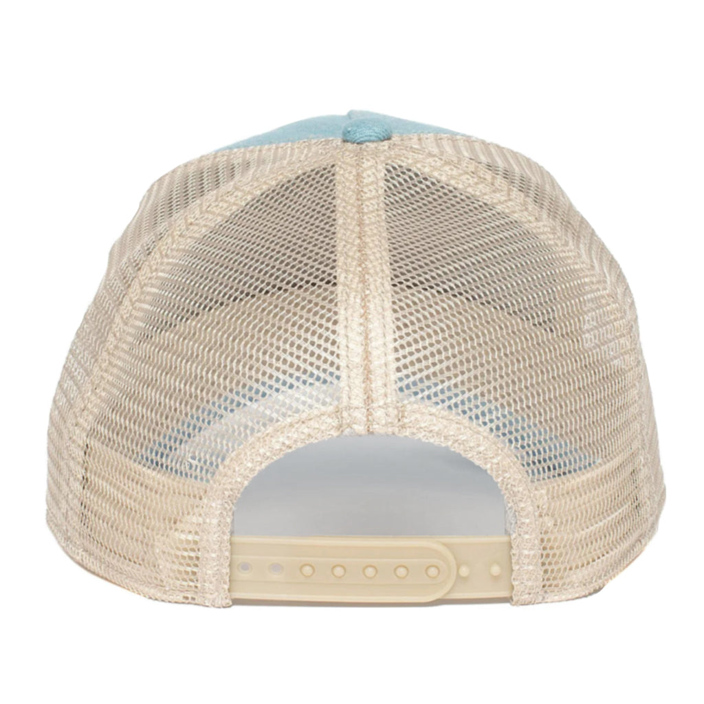 Ljusblå trucker keps med ko på