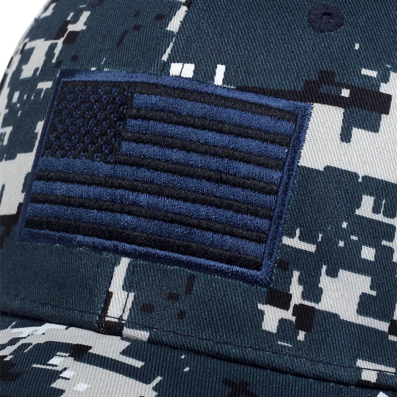 Kamouflage keps med USA flagga