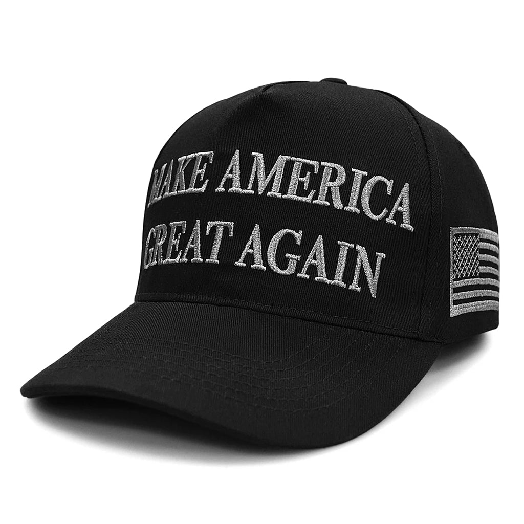 Svart dark MAGA trucker keps med 'Make America Great Again' som bars av Elon Musk (black dark MAGA trucker cap with 'Make America Great Again' worn by Elon Musk)