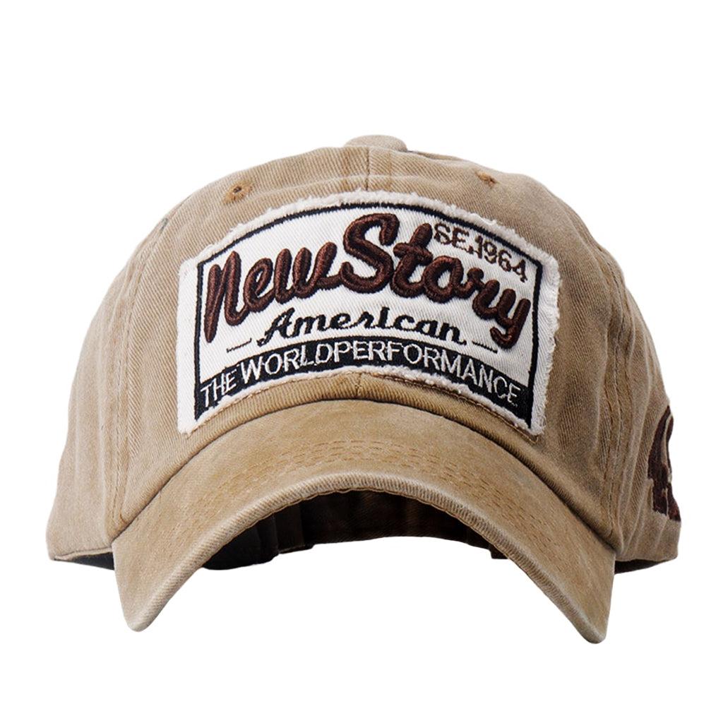 Olivgrön keps med tryck på framsidan