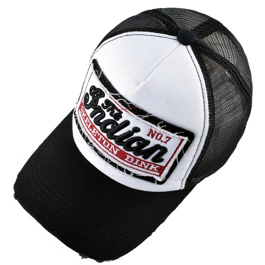 Svart trucker hat