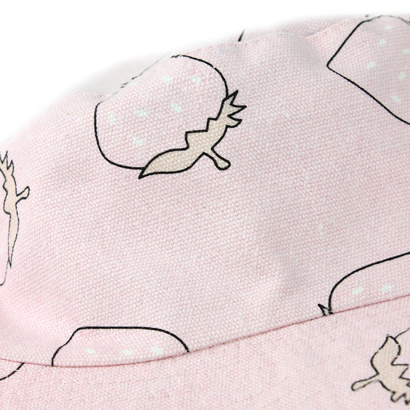 Pink Strawberries Foldable Rosa Bucket