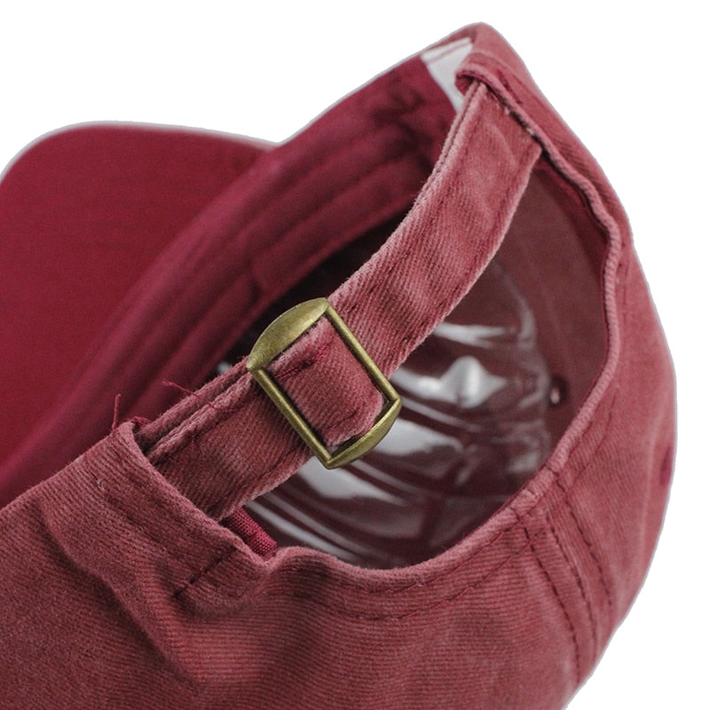 White Shark Washed Vinröd Adjustable