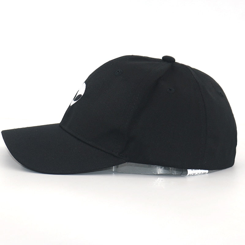 Believe Alien Svart Dad Hat