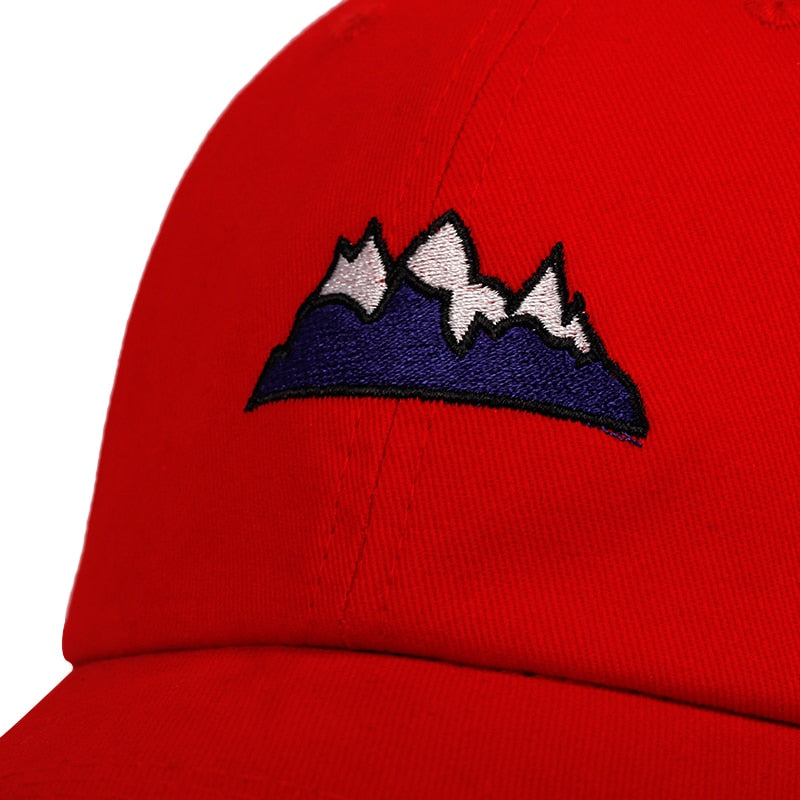 Snow Mountain Röd Dad Hat