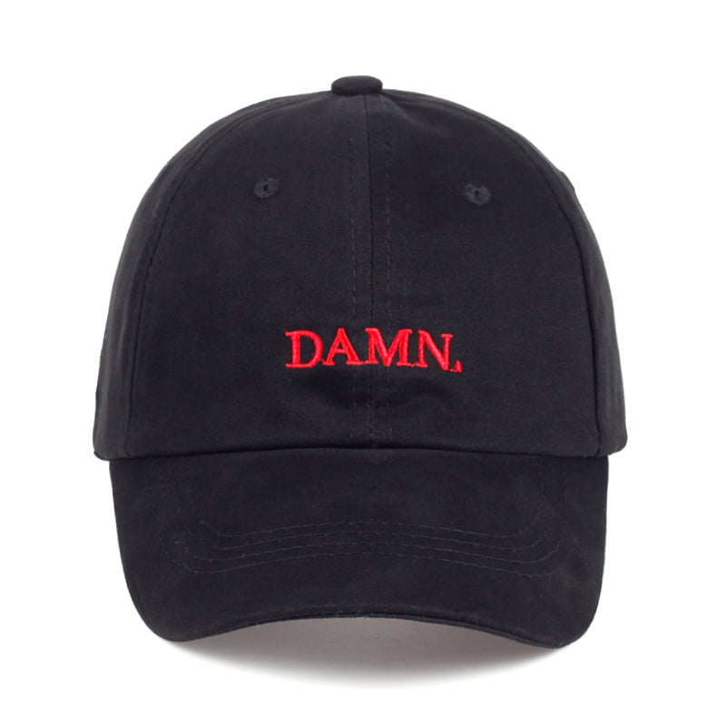 DAMN Letters Röd Dad Hat