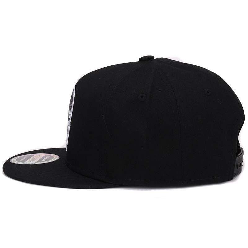 Indian Skull Chief Svart Snapback