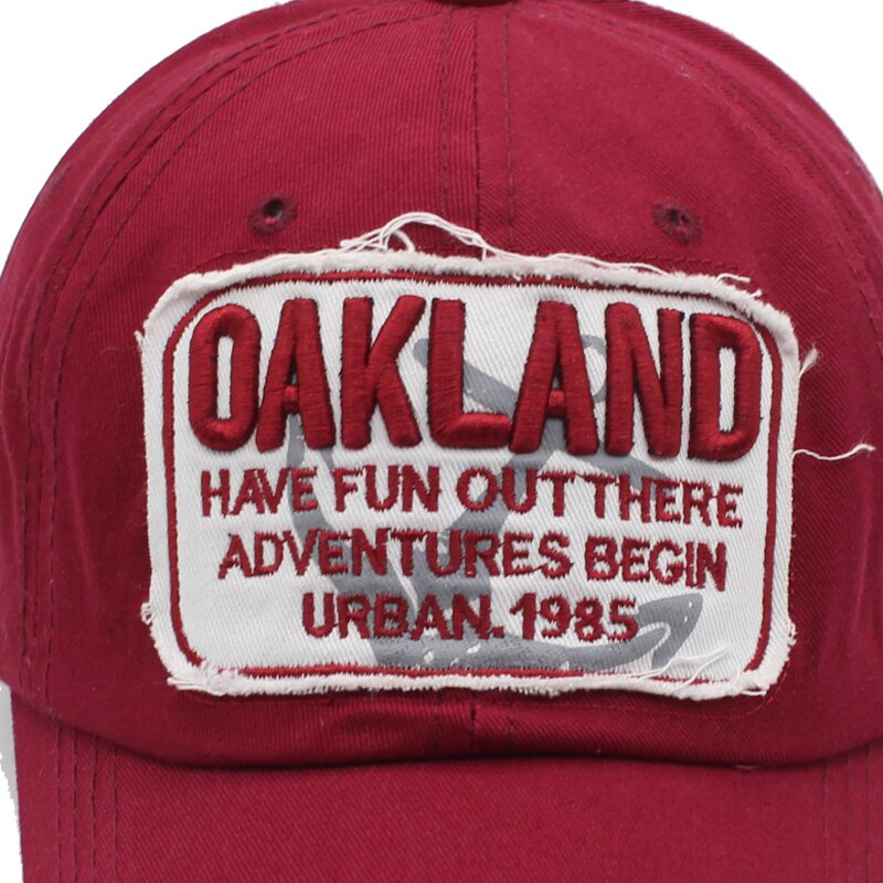 Oakland Marine Vintage Röd Adjustable