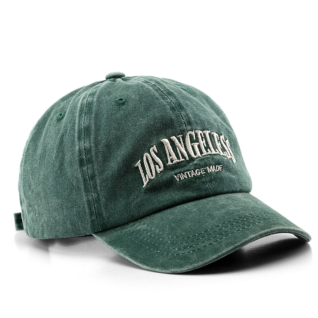 Grön dad hat keps med LA (Los Angeles) tryck på framsidan