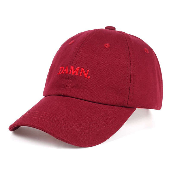DAMN Letters Röd Dad Hat